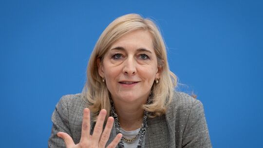 Gesundheitsministerin Warken
