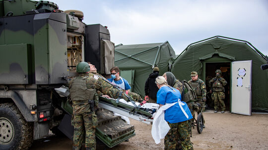 Die deutschen Bundeswehr-Sanitätskräfte trainierten bei der Übung Medic Quadriga in Pabrade/Litauen unter Koblenzer Leitung die