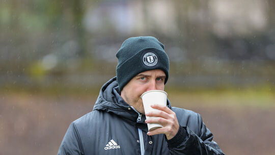 Trainer Stephan Holländer und seine A-Junioren vom SC Idar-Oberstein verpassten eeine Vorentscheidung im Titelrennen der A-Junio