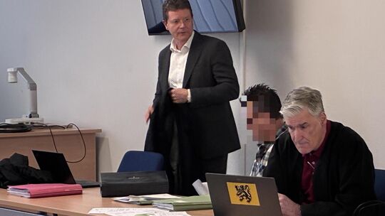 Der Prozess gegen einen Koblenzer Immobilienhändler, der in sechs Punkten vor dem Amtsgericht angeklagt ist, geht im April in di