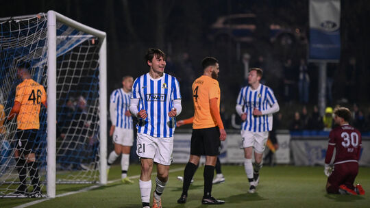 Vor etwas mehr als einem Jahr (12. März 2025) jubelte Eintracht Trier in Emmelshausen über einen 4:0-Viertelfinalsieg über den F