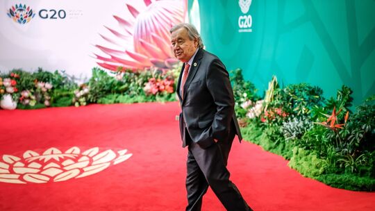 António Guterres António Guterres