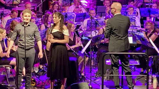 Lukas Baeskow und Elena Turcan beim begeisternden Auftritt im Stadttheater Idar-Oberstein. Nun ist der Idar-Obersteiner bei eine