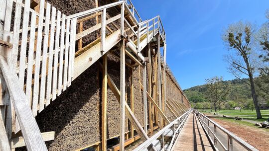 Das Gradierwerk drei (am Salinenbad) soll in voller Länge erhalten bleiben, aber saniert und barrierefrei umgebaut werden.