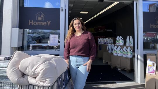 Ezgi Yalaz führt gemeinsam mit ihrem Mann Eren den Laden Homey in der Planiger Straße.