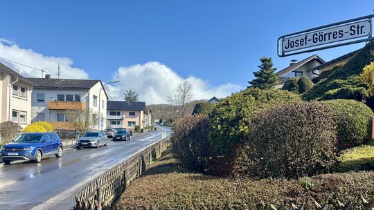 Die obere Josef-Görres-Straße soll nicht auf Tempo 30 reduziert werden.