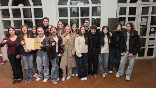 Die C-Jugendhandballerinnen der JSG Weibern/Rhein-Nette wurde vor kurzem von der Stadt Andernach für ihre Erfolge geehrt, nun ab