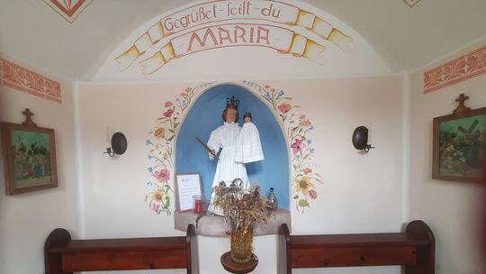 So sieht es im Inneren der Nettesürscher Kapellchen aus.