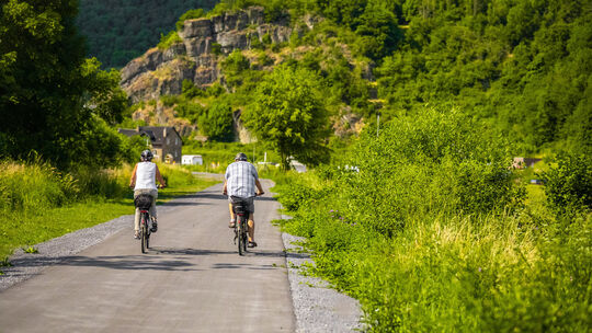 Während die Strecke zwischen Mayschoß und Walporzheim ab August wieder befahrbar sein soll, kann der Abschnitt zwischen Laach un