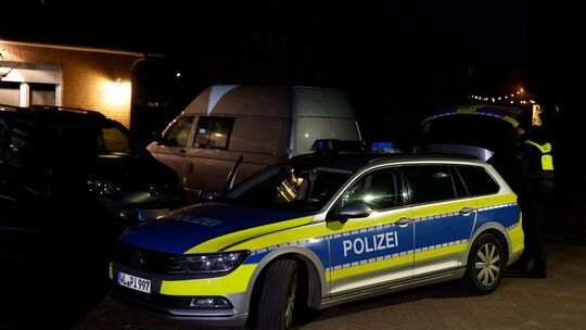 Totes Baby in Mülltonne im Kreis Harburg entdeckt