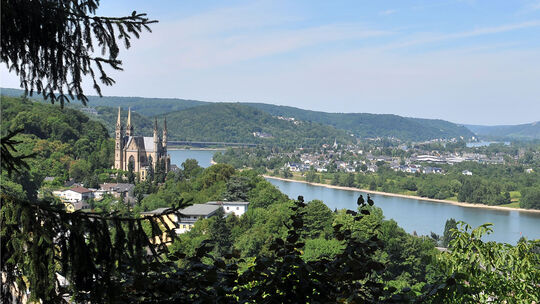 Die Apollinariskirche im Rheintal: Dort beginnt der Rundwanderweg Apollinaris-Schleife.