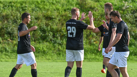 Zehnmal Jubel: Tabellenführer SG Urbar/Werlau hat das Nachholspiel in der B Staffel 9 beim Vorletzten FC Bassenheim mit 10:0 gew