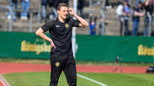 Der Koblenzer Trainer Michael Stahl weiß, dass seine Mannschaft mit müden Beinen in die Partie gegen Gonsenheim gehen wird. Imme
