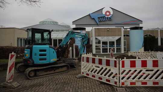 Das Freizeitbad Tauris in Mülheim-Kärlich hat seit vielen Jahren geschlossen.