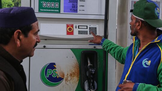 Iran-Krieg - Spritpreise in Pakistan