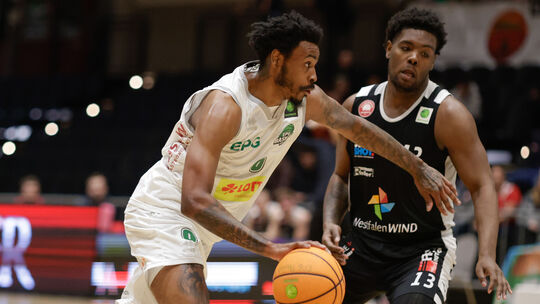 Auch in Göttingen gab es für die Koblenzer Basketballer um Decorian Jeffries (am Ball) nichts zu holen, die Baskets verloren mit