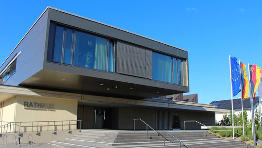 Die Bürgermeister der fünf Pellenzgemeinden sind ehrenamtlich tätig. Der Krufter Bürgermeister Walter Kill berichtete kürzlich i