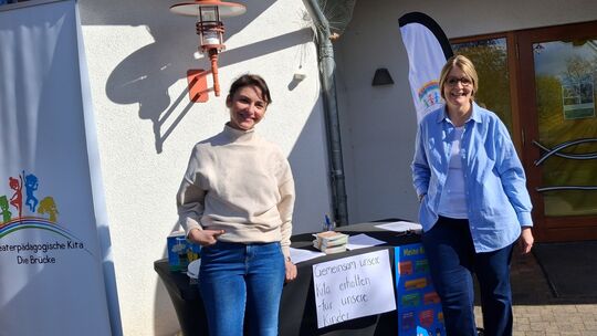 Die zweite Elternbeiratsvorsitzende Dominika Führer (l.) und Sulamith Mörtzschke, Leiterin der Kita, arbeiten an deren Erhalt.