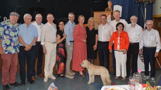 Als Botschafter der guten Taten sind fast zwei Dutzend Promis für den Förderverein Lützelsoon und die Soonwaldstiftung unterweg