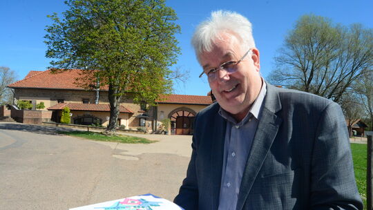 Ex-OB Andreas Ludwig, der als Architekt die Familie Lorenz bei ihren Hotelplänen unterstützt, hat erste Pläne gefertigt, die ein