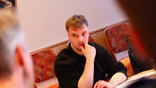 Tim Sieper wurde im vergangenen Sommer mit 19 Jahren zum jüngsten Ortsbürgermeister Deutschlands gewählt. Inzwischen hat er bere