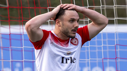 Die Sportfreunde Siegen und Ömer Tokac hatten im Spiel gegen Borussia Dortmund II zahlreiche Möglichkeiten, ließen diese aber au