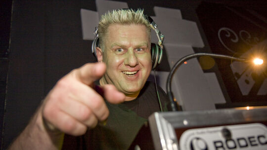 Frank Woiton aus Montabaur legte in den 1980ern im Madison auf. Mit seinen jährlichen Revival-Partys hält er die Kult-Diskothek