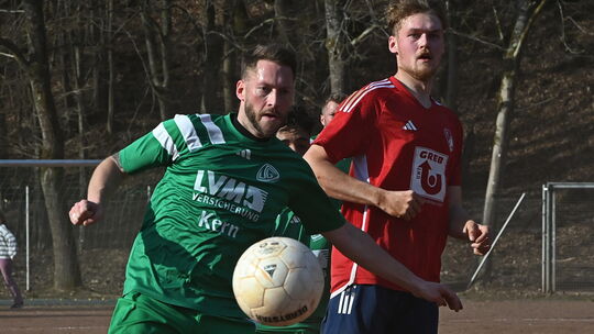 Marco Karmanns (in Grün) Zeit als spielender Co-Trainer bei der SG Honigsessen/Katzwinkel endet nach der Saison im Sommer.