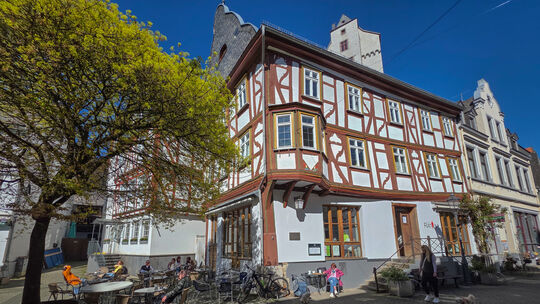 Seit Anfang April wieder geöffnet: das historische Café Raths in der Diezer Altstadt.