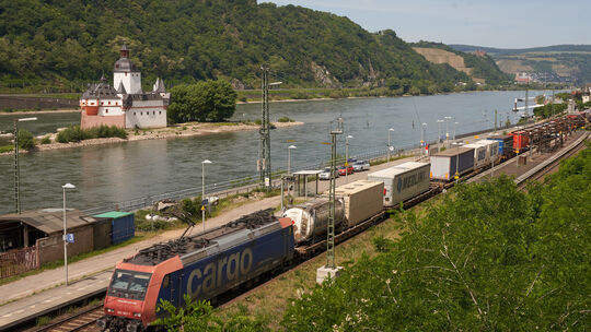 Die BI im Mittelrheintal gegen Umweltschäden durch die Bahn hält den Lärmaktionsplan für die Haupteisenbahnstrecken im Tal für u