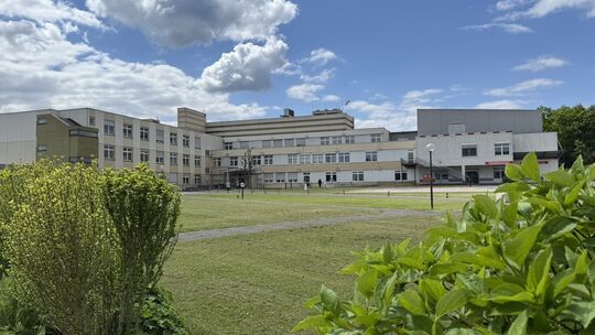 Das Krankenhaus Zell hat bis zu seiner Schließung im Juni 2025 alle Voraussetzungen für die Basisnotfallversorgung erfüllt und w