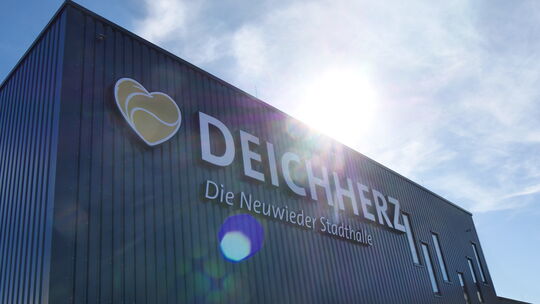 Hier sollen bald Veranstaltungen stattfinden: Die neue Stadthalle "Deichherz".