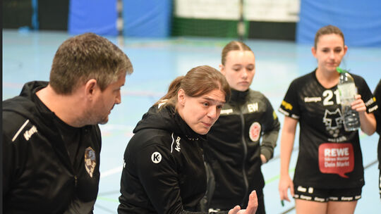 Abschiedsvorstellung: Nach einer Saison beenden Marina Bleimehl (Zweite von links) und Sebastian Franz (links) ihr Engagement be