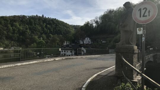 Die Stunden der alten Lahnbrücke sind gezählt. Ab 20. April starten die Abbrucharbeiten.