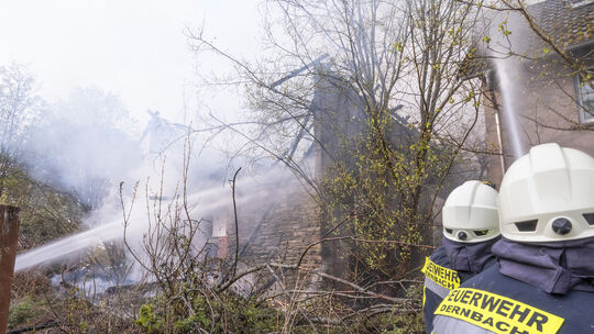 Der Scheunenbrand konnte nur von außen gelöscht werden.