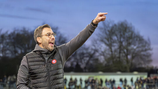 Boris Schommers und seine Sportfreunde Siegen mussten sich nach einer kämpferischen Leistung in Oberhausen mit 1:3 geschlagen ge