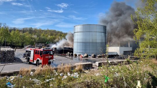 Die schwarze Rauchsäule über Ochtendung war weithin sichtbar. Die schwarze Rauchsäule über Ochtendung war weithin sichtbar.