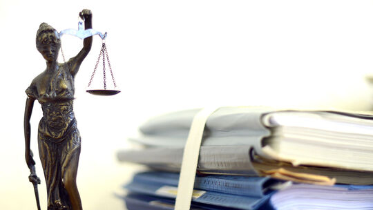 Eine 56-Jährige aus der VG Diez wurde zu einer Geldstrafe verurteilt, weil sie angetrunken Auto gefahren war.