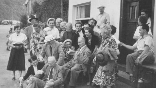 Ein Blick ins Archiv: Die Sachsenhäuser Kirmes in Diez 1952.