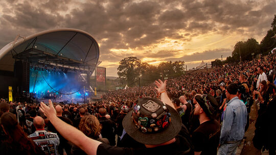 Bilder wie dieses sind ein Grund dafür, dass die Loreley heute als eine der schönsten Bühnen Deutschlands gilt. Ein magischer Or