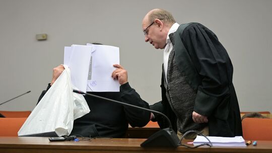 Prozess wegen versuchtem Mord und Vergewaltigung