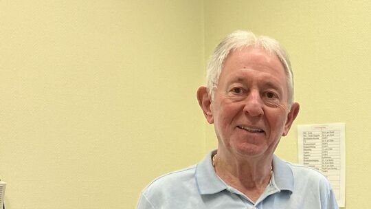 Wolfgang Gasteyer muss seine Praxis in Braubach schließen. Der Mietvertrag wurde ihm gekündigt.