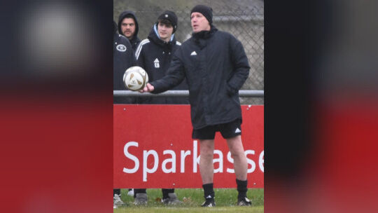 Möchte eine Steigerung seines Teams sehen: Jens Bohr, der Trainer der SG Meisenheim.