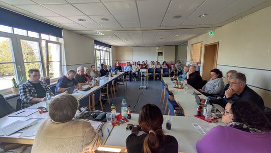 Viel Besuch ist auf der jüngsten Ratssitzung in Gebhardshain.