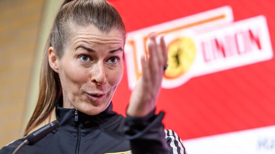 Union Berlin Pressekonferenz mit Trainerin Eta