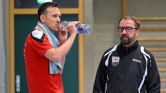 Ein letztes Mal Oberliga heißt es am Sonntag für den VfR Simmern um Markus Streicher (links) und Joachim Baustert, wenn es um 11