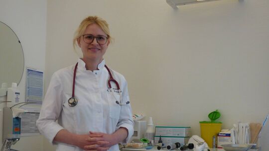 Via Heidelberg und Baltimore heim an die Mosel: Dr. Katharina Fricker hat vor Kurzem das Steuer in der Lieserer Arztpraxis übern