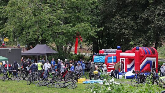 Viel los war im Ahrtal stets bei der "Tour de Ahrtal".