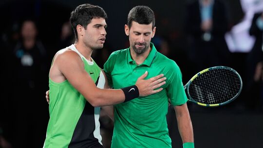 Carlos Alcaraz und Novak Djokovic
