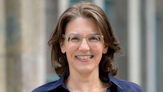 Den Frauen der Geschichte eine Stimme zu geben - "insbesondere jenen, die sich der ihnen zugewiesenen Rolle widersetzten": Das i